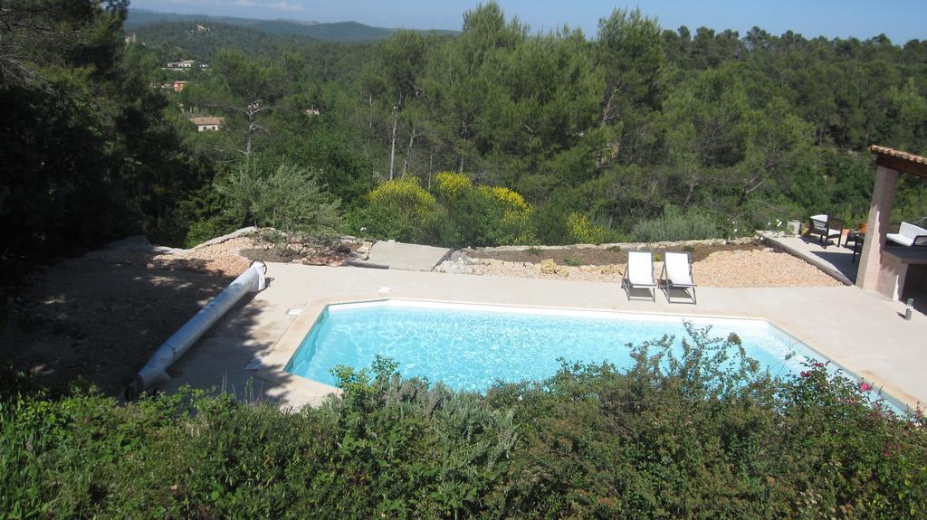 Les Hauts Des Materonnes Tourves Exterior foto